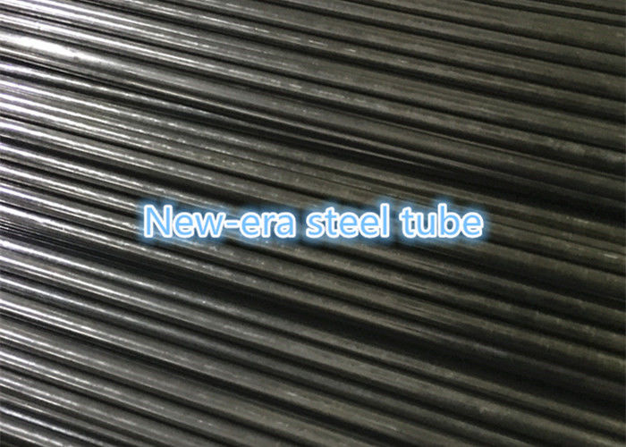 Round Seamless Boiler Tube Carbon Non - Alloy Clean Surface For Heat Transfer Apparatus