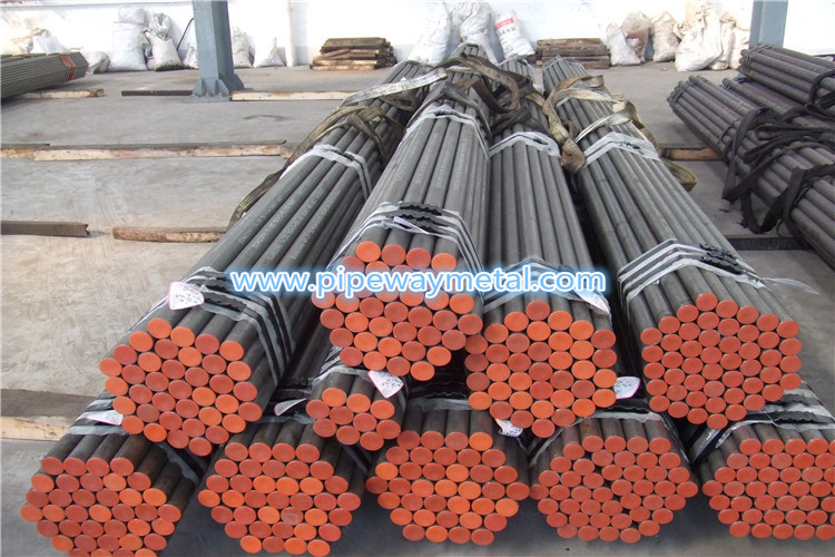 Steel Seamless Line Pipe Galvanized / Black Varnish Surface 5 - 18mm Thickness